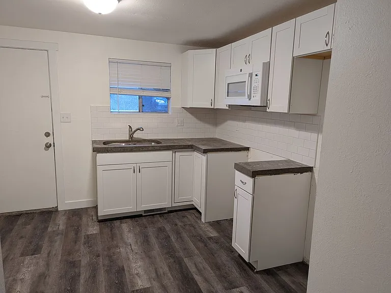 580 S 470 E #1 — Photo 5