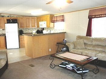 104 Jeremy Kitchen Bar.jpg