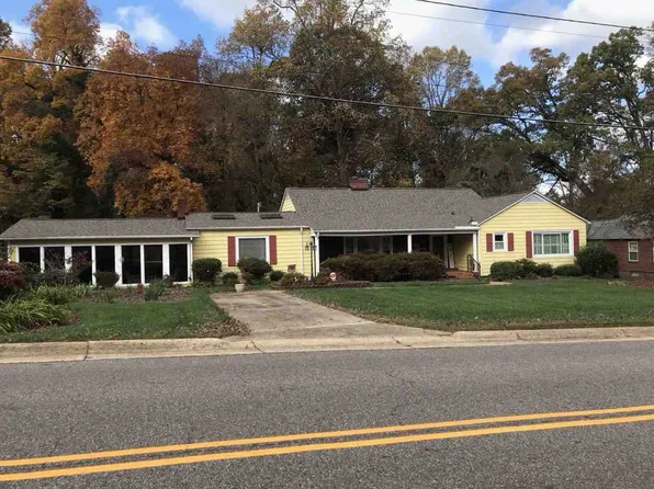 805 Stockton St, Statesville, NC 28677