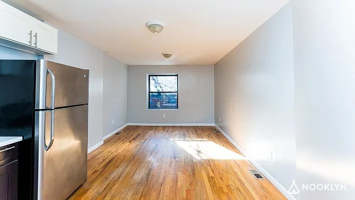 Rented by Nooklyn NYC LLC | media 13
