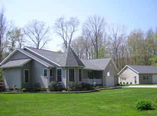 1146 Jackie St, Jefferson, OH 44047