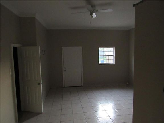 4th image of 334 S Nachita Dr