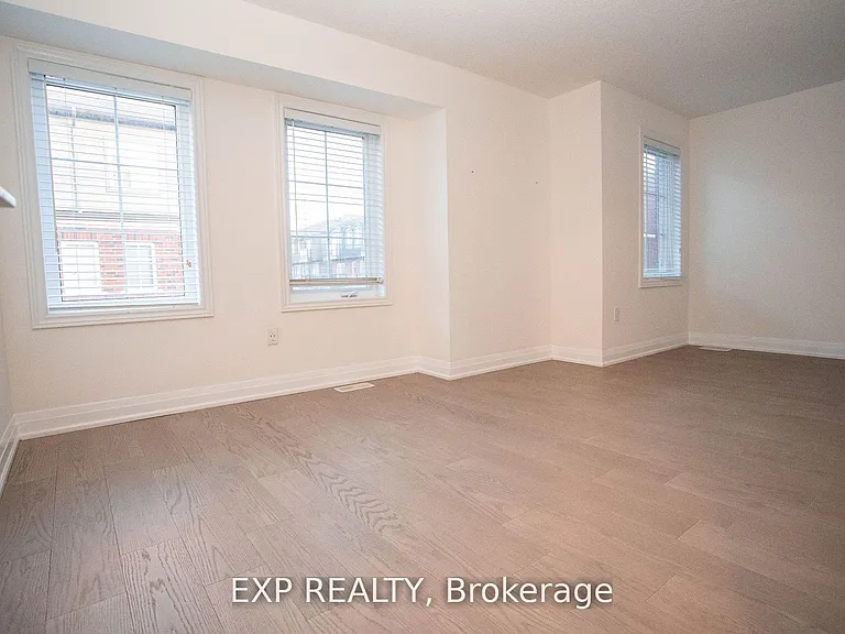 445 Ontario St S #105 — Photo 6