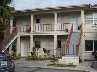 1460 E Bay Dr APT 4, Largo, FL 33771