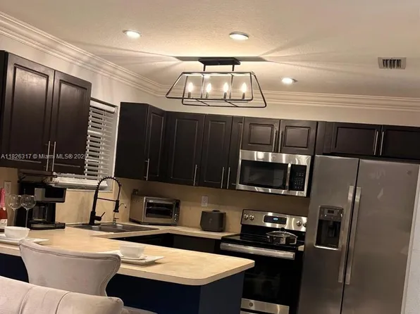 9338 NW 114th Ter #5, Hialeah Gardens, FL 33018