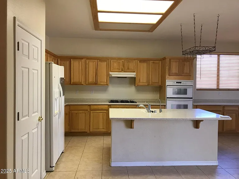 16804 W Northampton Rd — Photo 10