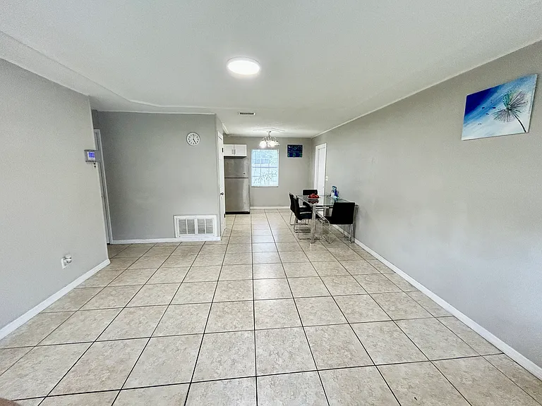 4418 Porpoise Dr — Photo 2