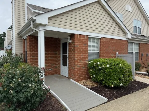 201 Westgate Cir #201, Williamsburg, VA 23185