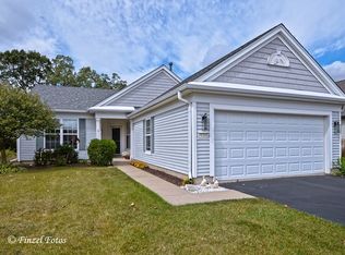 11261 Greenway Dr, Huntley, IL 60142