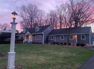 449 Glendale Rd, Wyckoff, NJ 07481