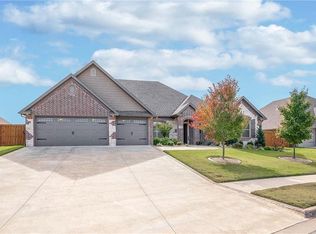 3601 NW Edgewood Ave, Bentonville, AR 72712