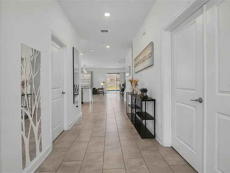 9084 Sommerset Hills Dr — Photo 8
