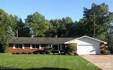 1st image of 1832 N Cambridge Dr