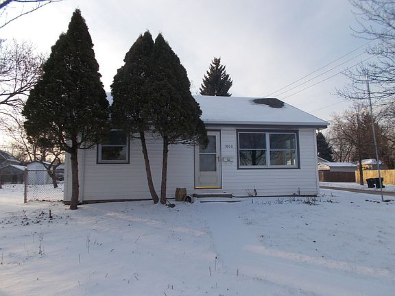 2nd image of 1800 Hermon Ave