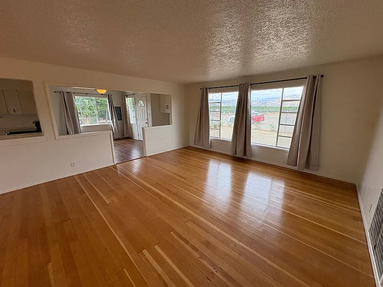 14519 Avenue 416 — Photo 14