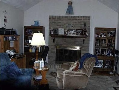 3rd image of 16841 Cromley Rd