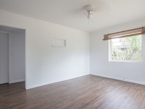 4th image of 2316 N Richey Blvd