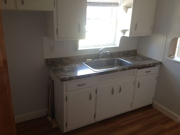2nd image of 4913 E 86th St