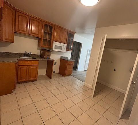 2nd image of 678 N 14th St