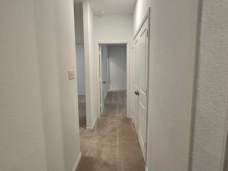 128 Dollars Dr — Photo 14