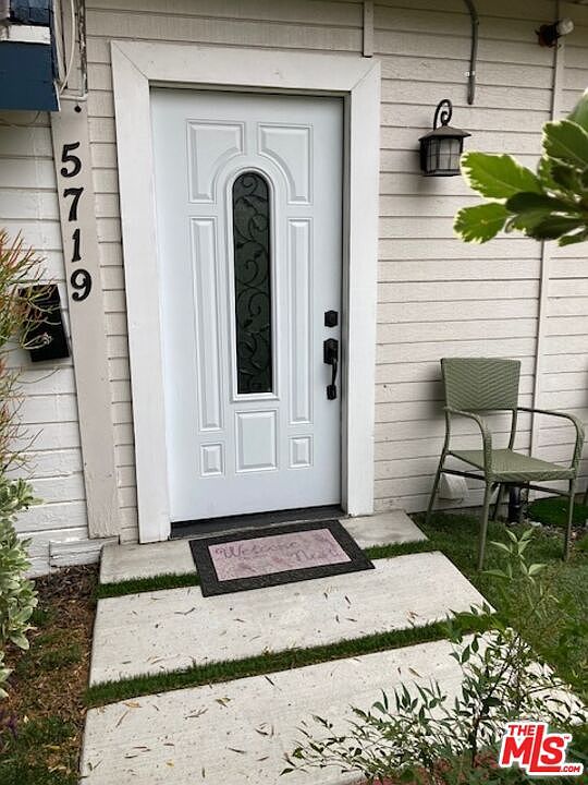 1st image of 5717 Comanche Ave
