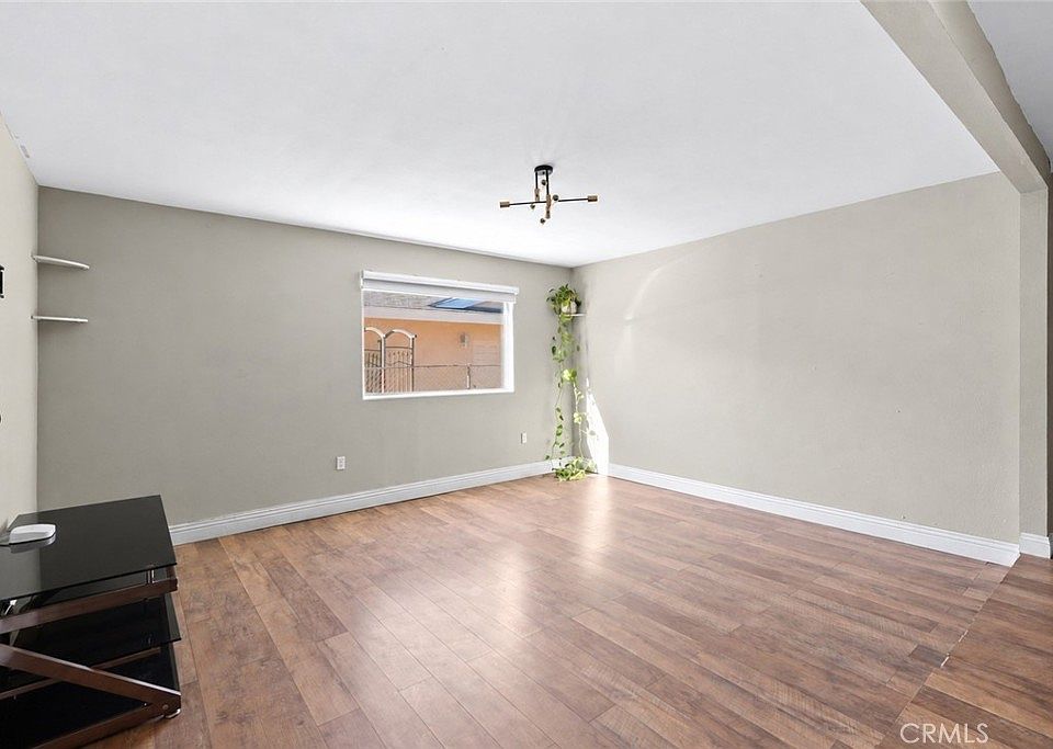 1st image of 14725 Manzanillo St