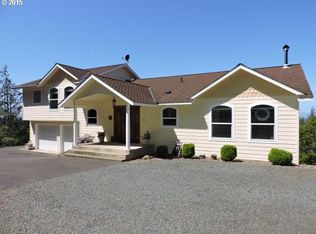 6117 View Rd, Florence, OR 97439