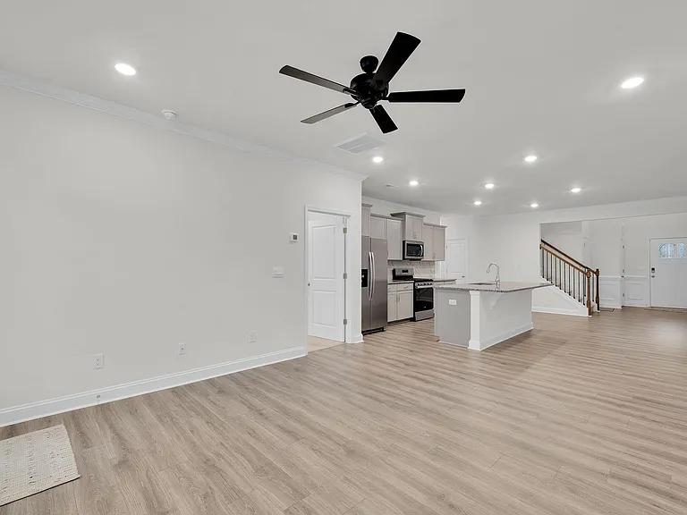 4120 Steel Way — Photo 32
