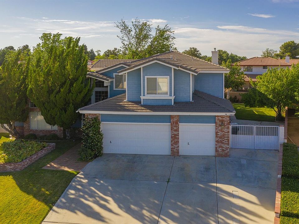 1st image of 18010 Hacienda Ln