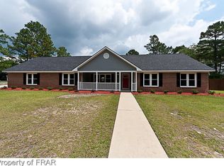 5698 Bauer St, Hope Mills, NC 28348