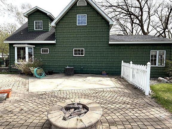 2nd image of 35910 380th St SE