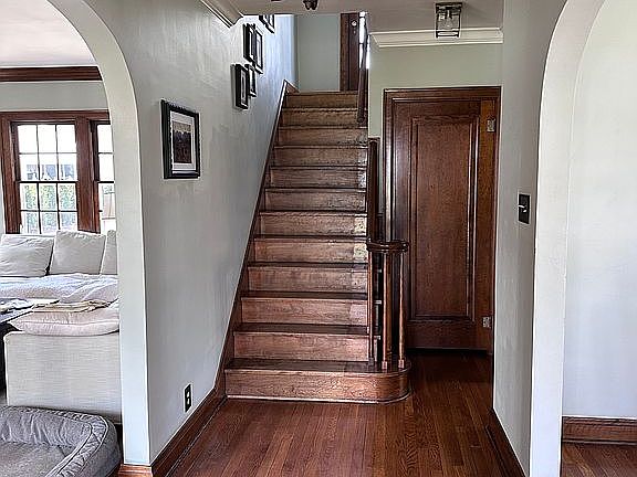 2nd image of 104 Overwood Rd