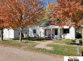 708 W 9th St, York, NE 68467