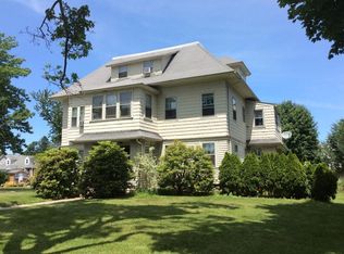 1 Bay State Rd, Worcester, MA 01606