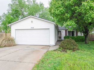 7534 E Winterberry Ct, Wichita, KS 67226