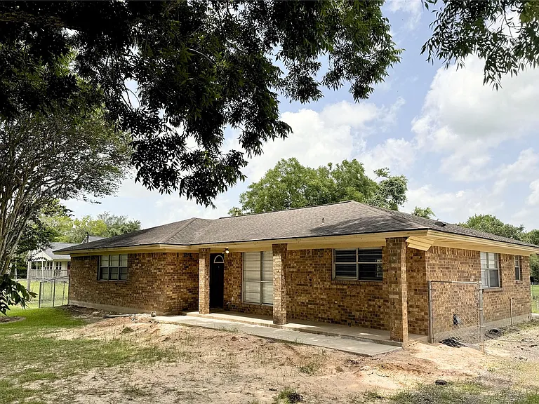 547 County Road 949E — Photo 1