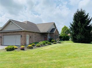 3227 Penny Ln, New Castle, PA 16105
