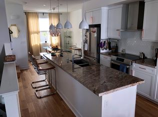 1509 Prescott St, Oakland, CA 94607