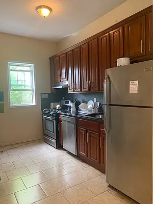 Rented by Oxford Property Group | media 18