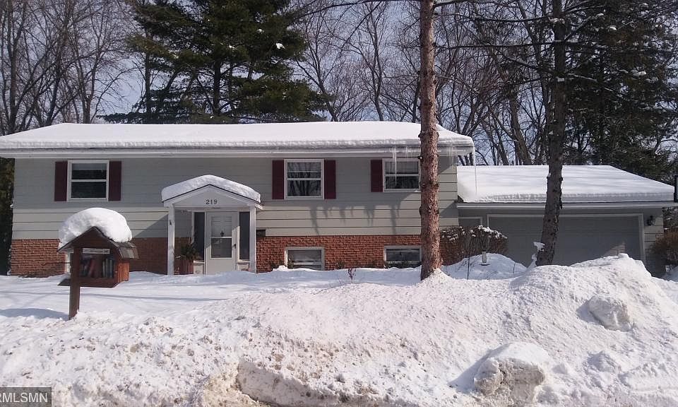 1st image of 219 Birchwood Dr N