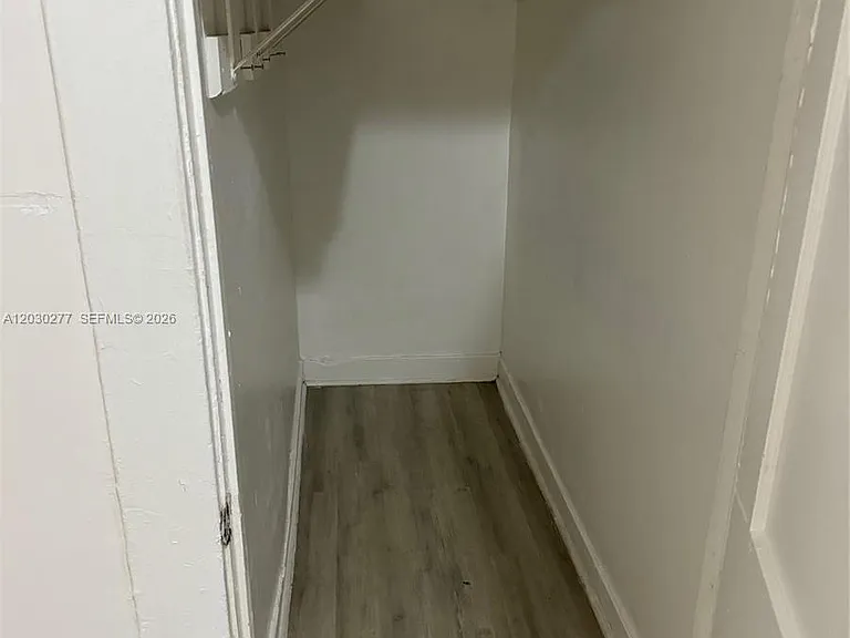 1552 SW 2nd St #3 — Photo 5