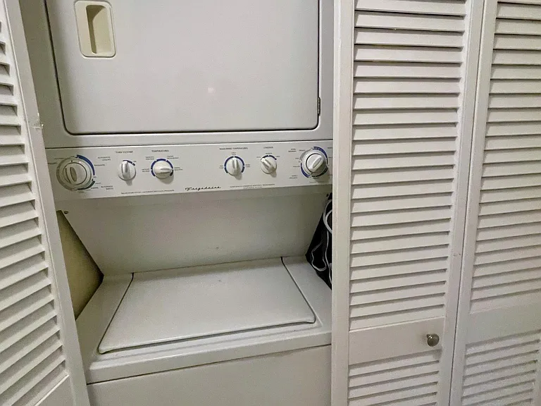 Washer & Dryer