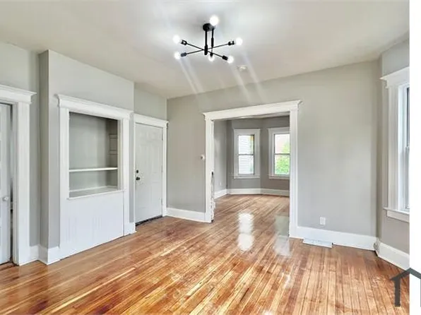 74 Chadwick Ave #3, Hartford, CT 06106