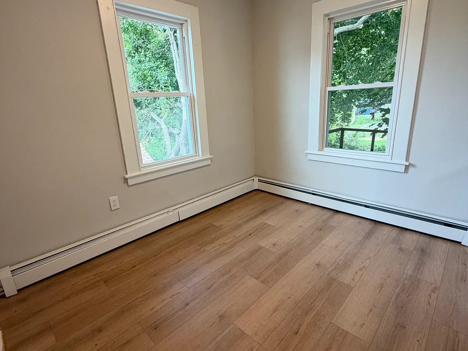 2 bed, 700 sqft, $1,800 — Photo 4