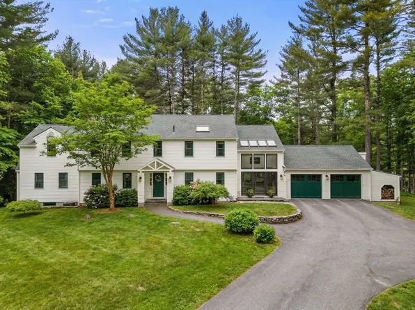56 Isaac Davis Rd, Concord, MA 01742