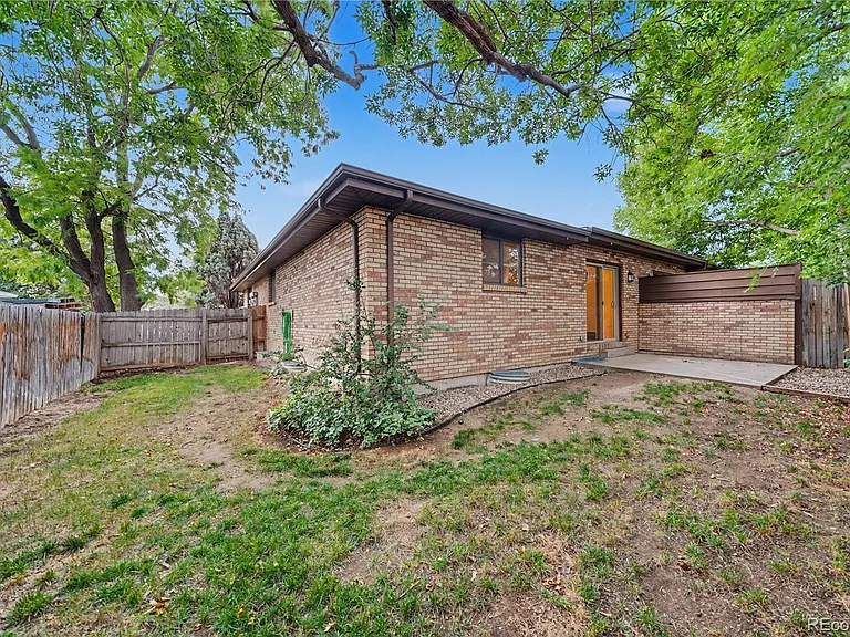 811 Nyssa Dr — Photo 14