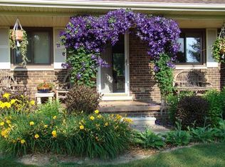 4219 Kilgore Rd, Avoca, MI 48006