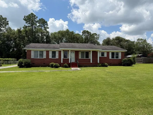 269 Blanton St NE, Pelham, GA 31779
