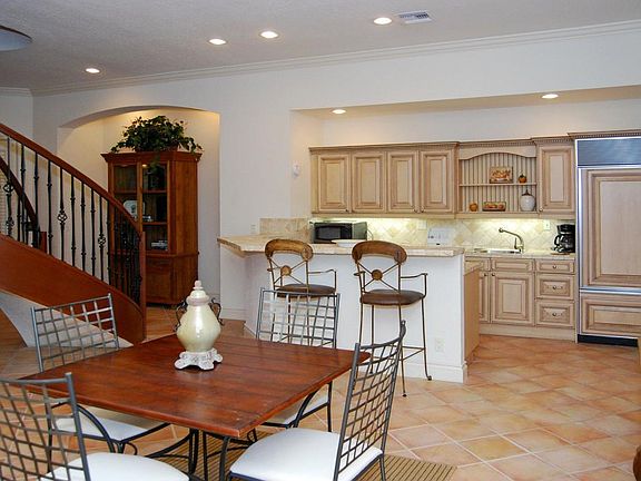 4th image of 1717 S Ocean Blvd