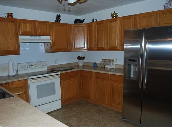 4th image of 263 Wright Way